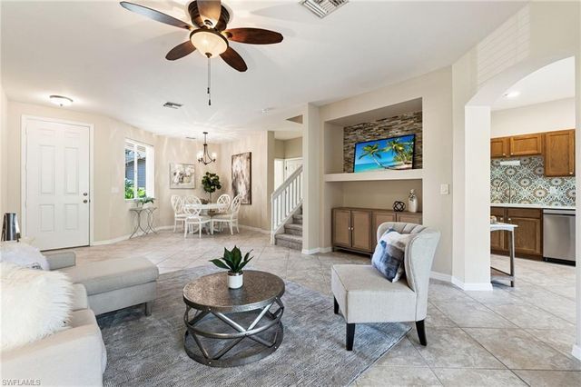 9677 Roundstone CIR, Fort Myers, FL 33967