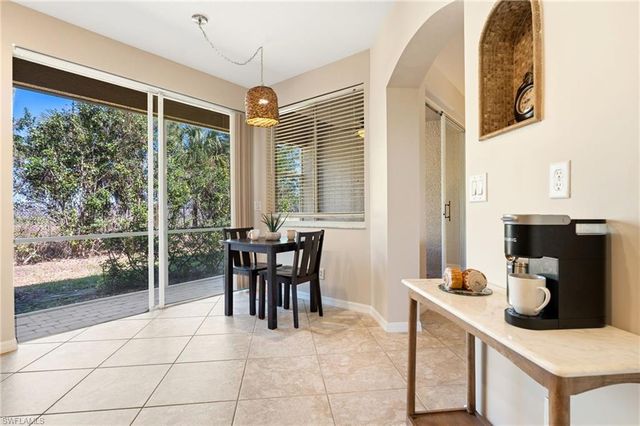 9677 Roundstone CIR, Fort Myers, FL 33967