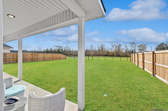 15521 Ralph Christy Dr, Prairieville, LA 70769