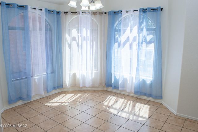 5970 S Avenida Caneca, Tucson, AZ 85706
