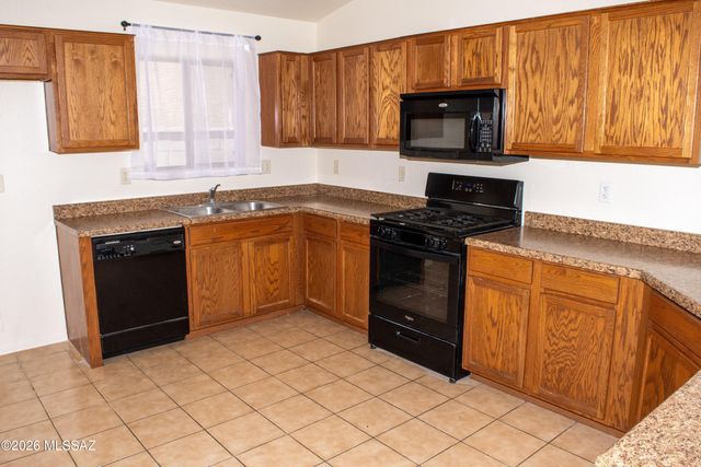 5970 S Avenida Caneca, Tucson, AZ 85706