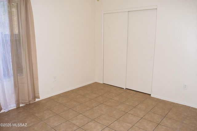 5970 S Avenida Caneca, Tucson, AZ 85706
