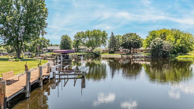 358 S 5TH STREET, Winneconne, WI 54986