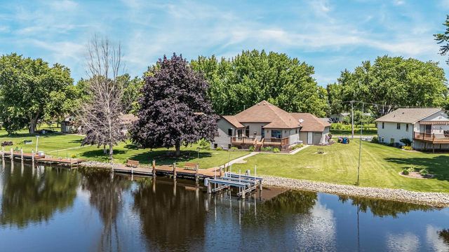 358 S 5TH STREET, Winneconne, WI 54986