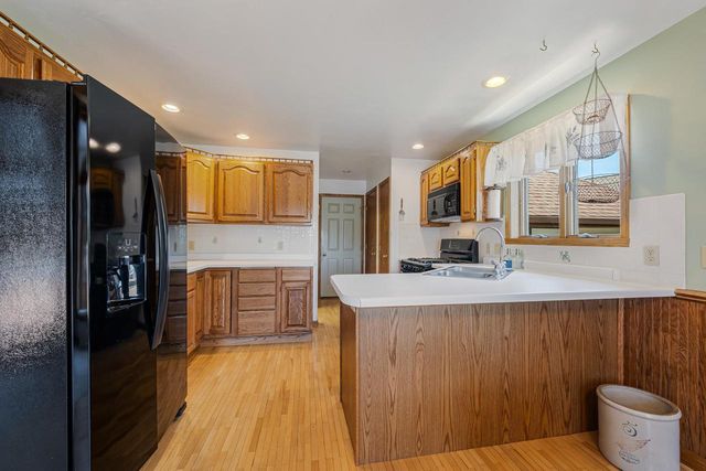358 S 5TH STREET, Winneconne, WI 54986