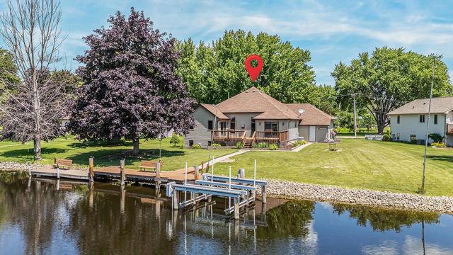 358 S 5TH STREET, Winneconne, WI 54986