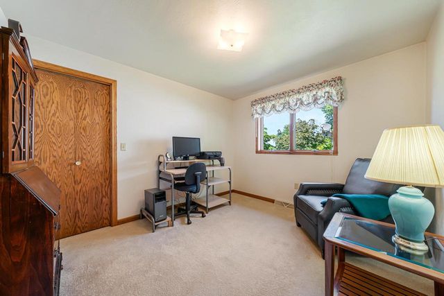 358 S 5TH STREET, Winneconne, WI 54986