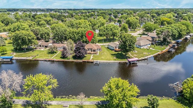 358 S 5TH STREET, Winneconne, WI 54986