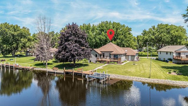 358 S 5TH STREET, Winneconne, WI 54986