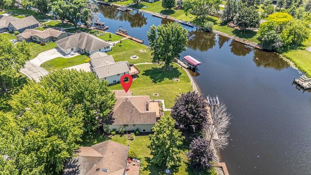 358 S 5TH STREET, Winneconne, WI 54986