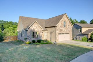 1000 Orchard Hills Dr, Clarksville, TN 37040