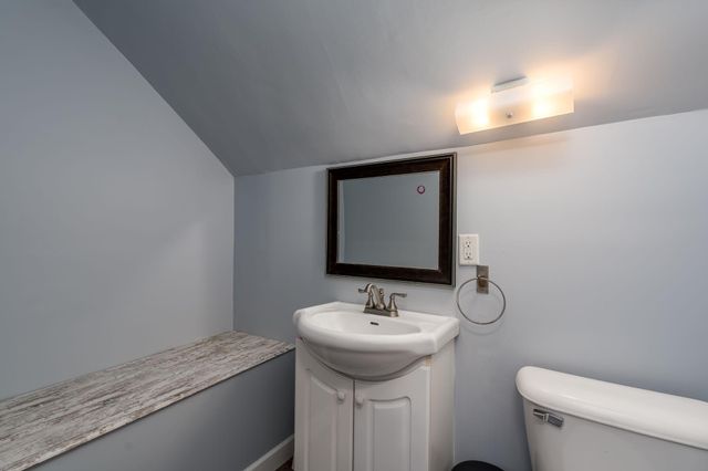 106 4th Street SW, Montgomery, MN 56069