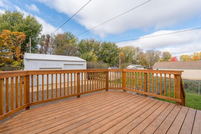 106 4th Street SW, Montgomery, MN 56069