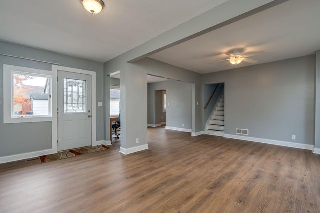 106 4th Street SW, Montgomery, MN 56069