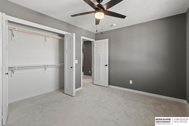 14812 Willow Street, Bennington, NE 68007