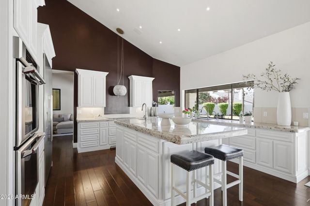 9801 E CARON Street, Scottsdale, AZ 85258