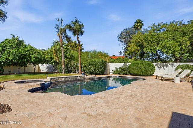 9801 E CARON Street, Scottsdale, AZ 85258