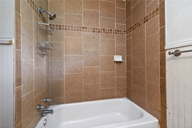 9860 Wolf Creek Pike, Dayton, OH 45426