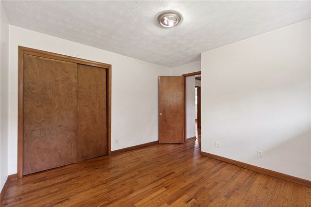 9860 Wolf Creek Pike, Dayton, OH 45426