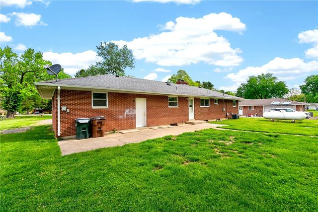 9860 Wolf Creek Pike, Dayton, OH 45426