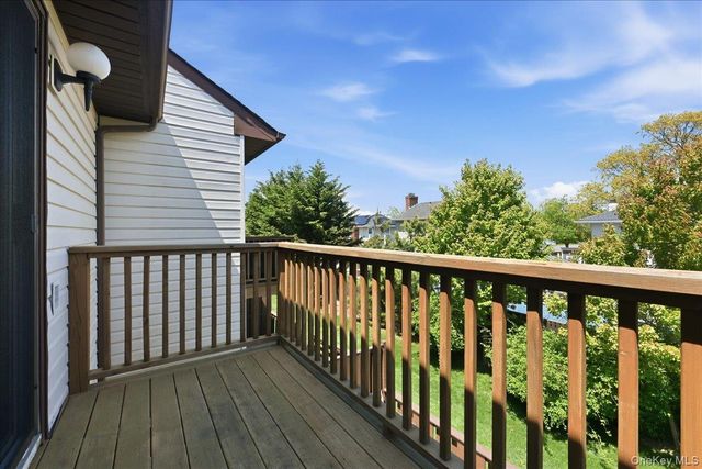 100 Daly Boulevard 2110, Oceanside, NY 11572