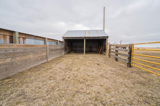 34473 County Highway 143, Bluffton, MN 56518