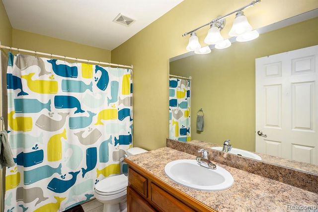 5975 Windemere Lane, Shelby Twp, MI 48316