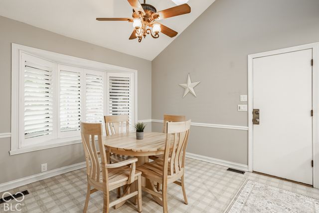 9037 Pinecreek Way, Indianapolis, IN 46256