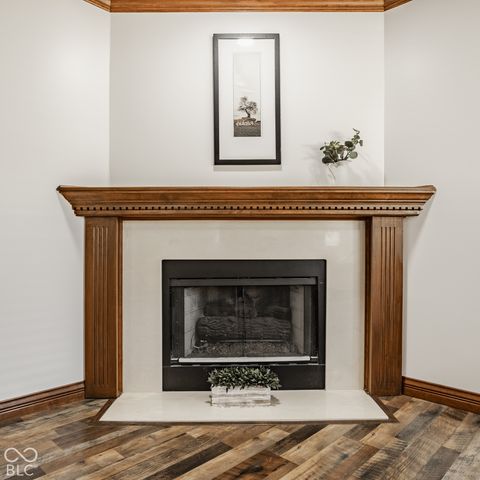 9037 Pinecreek Way, Indianapolis, IN 46256