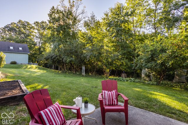 9037 Pinecreek Way, Indianapolis, IN 46256