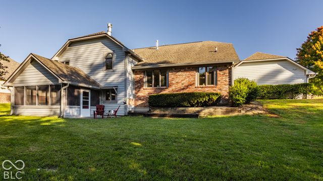 9037 Pinecreek Way, Indianapolis, IN 46256