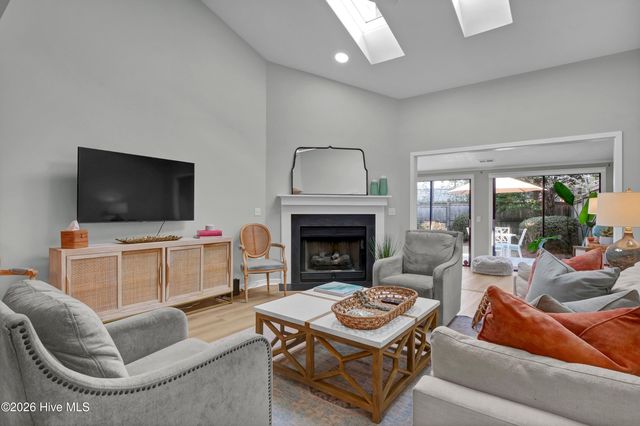 6037 Caddy Circle, Wilmington, NC 28405