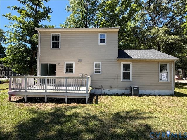1607 Old Iron Rd, Hopewell, VA 23860