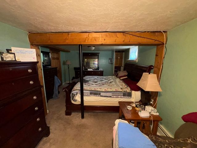 148 Pond St, Leominster, MA 01453