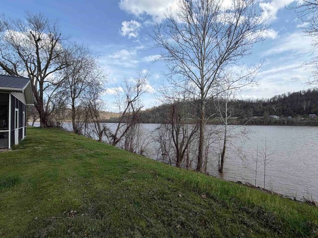 8428 County Road 107, Proctorville, OH 45669