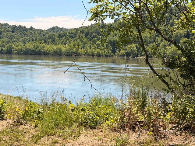 8428 County Road 107, Proctorville, OH 45669