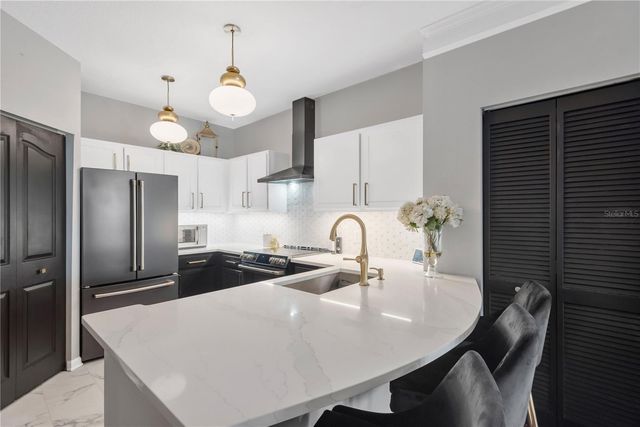 4207 S DALE MABRY HIGHWAY 1203, Tampa, FL 33611