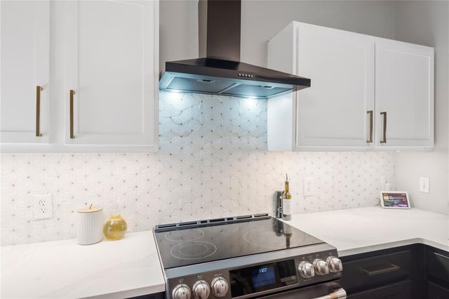 4207 S DALE MABRY HIGHWAY 1203, Tampa, FL 33611