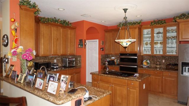 7333 SW 122nd Place, Miami, FL 33183