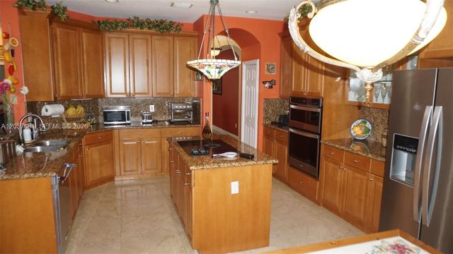 7333 SW 122nd Place, Miami, FL 33183