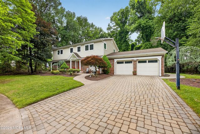 7 Kingston Terrace, Morganville, NJ 07751