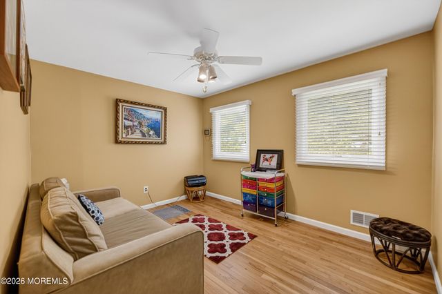 7 Kingston Terrace, Morganville, NJ 07751