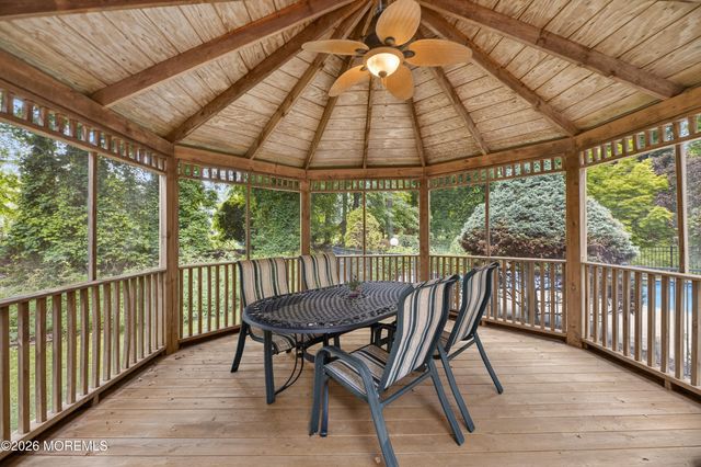 7 Kingston Terrace, Morganville, NJ 07751