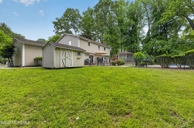 7 Kingston Terrace, Morganville, NJ 07751