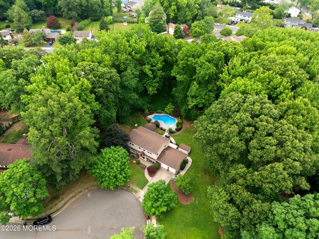 7 Kingston Terrace, Morganville, NJ 07751