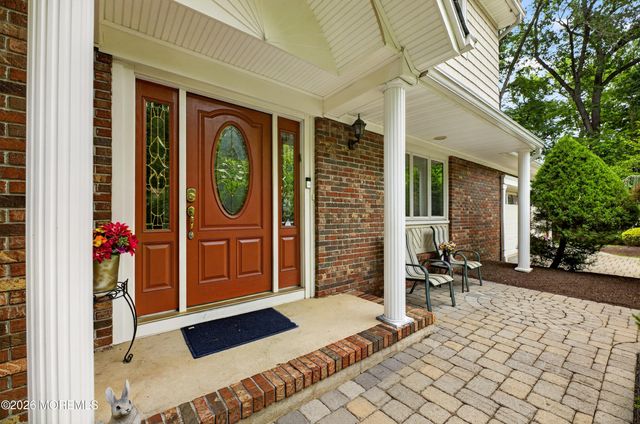 7 Kingston Terrace, Morganville, NJ 07751