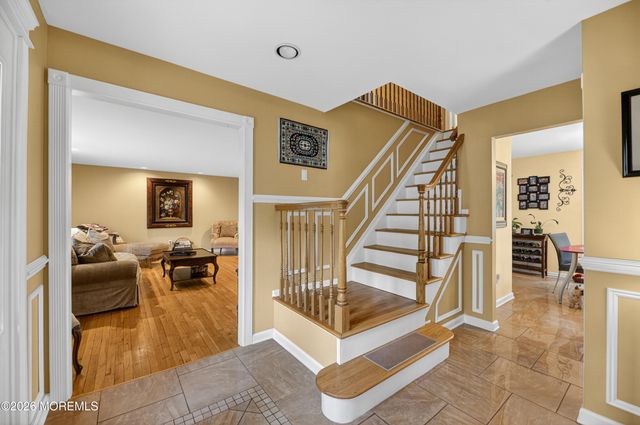 7 Kingston Terrace, Morganville, NJ 07751