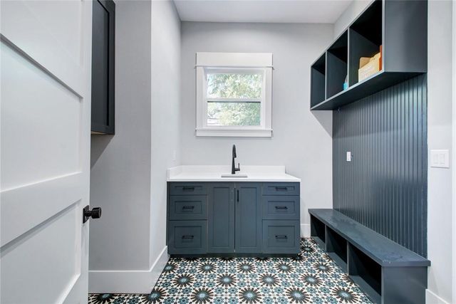 1417 Fairwood RD 1, Austin, TX 78722