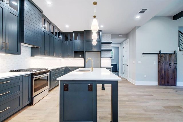 1417 Fairwood RD 1, Austin, TX 78722