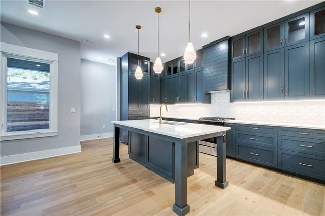 1417 Fairwood RD 1, Austin, TX 78722